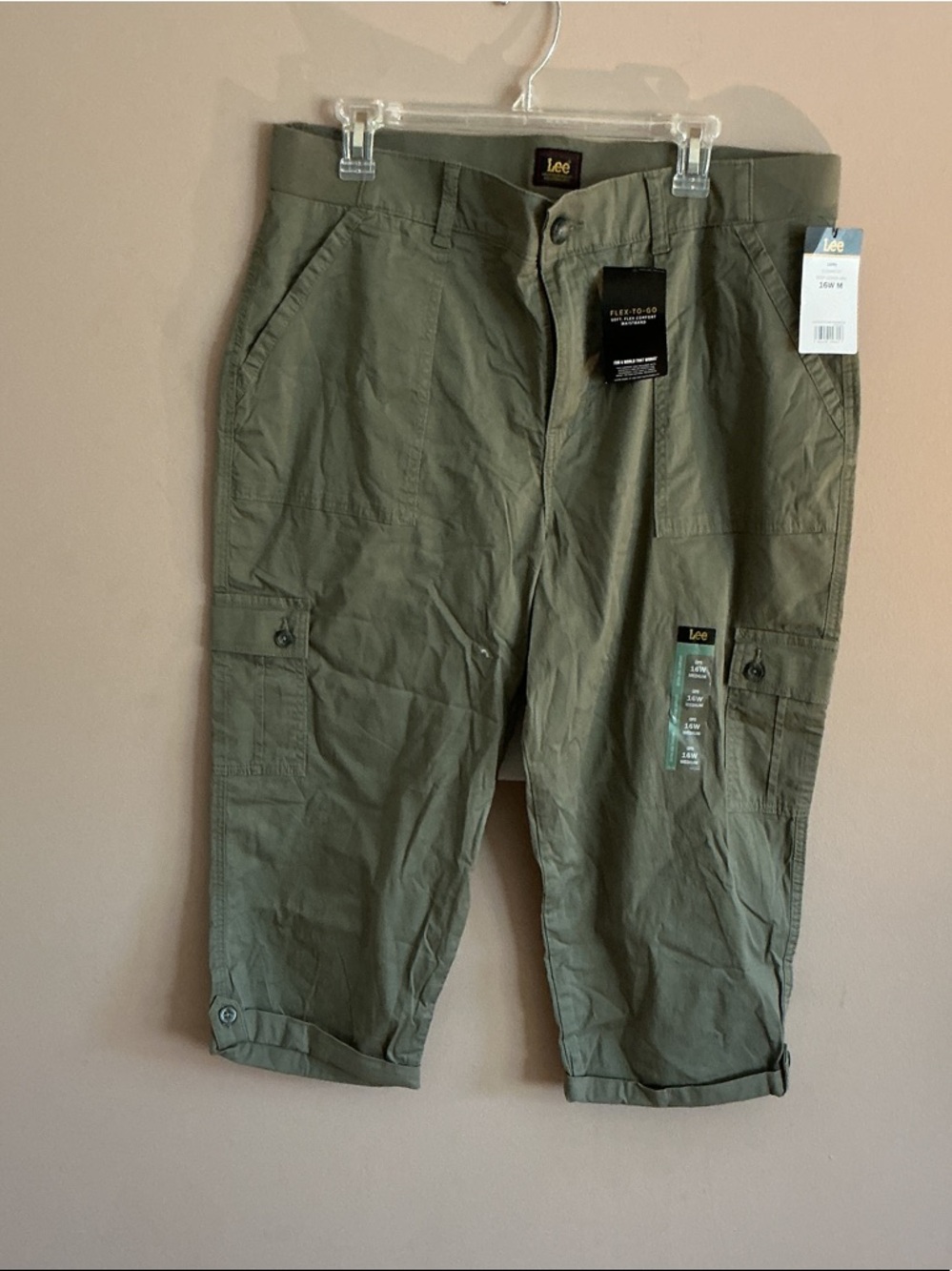 Lee Olive Green Cargo Capri Pants